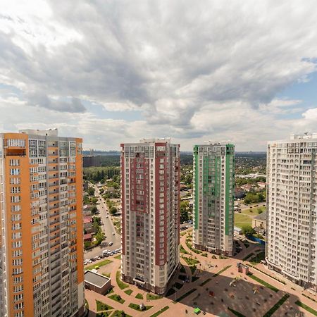 Design Apartments With Panoramic View เคียฟ ภายนอก รูปภาพ