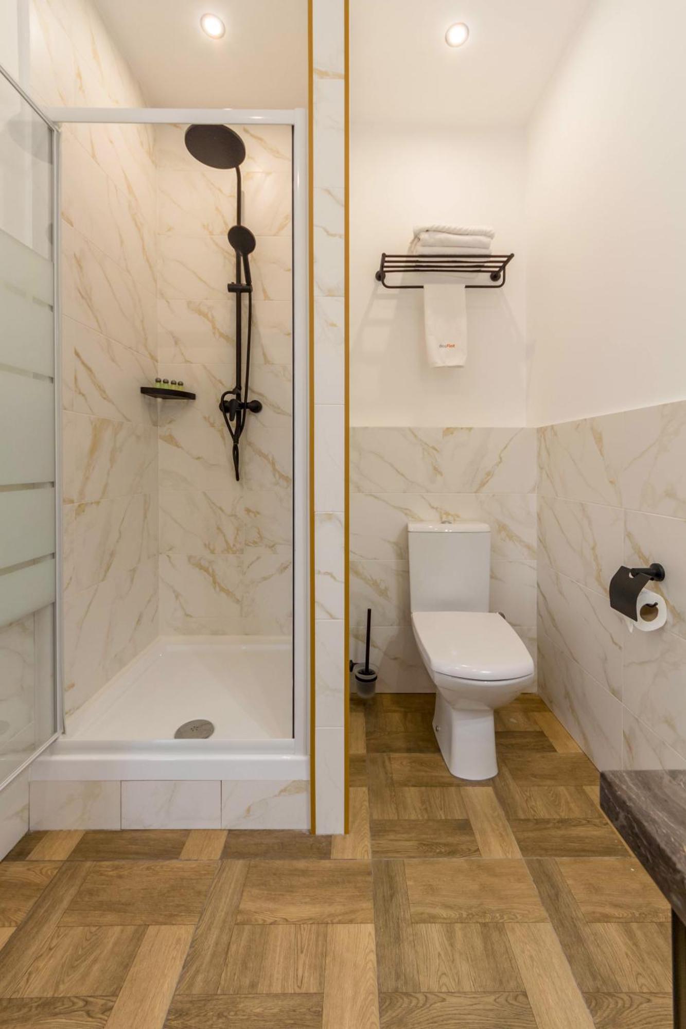 Design Apartments With Panoramic View เคียฟ ภายนอก รูปภาพ