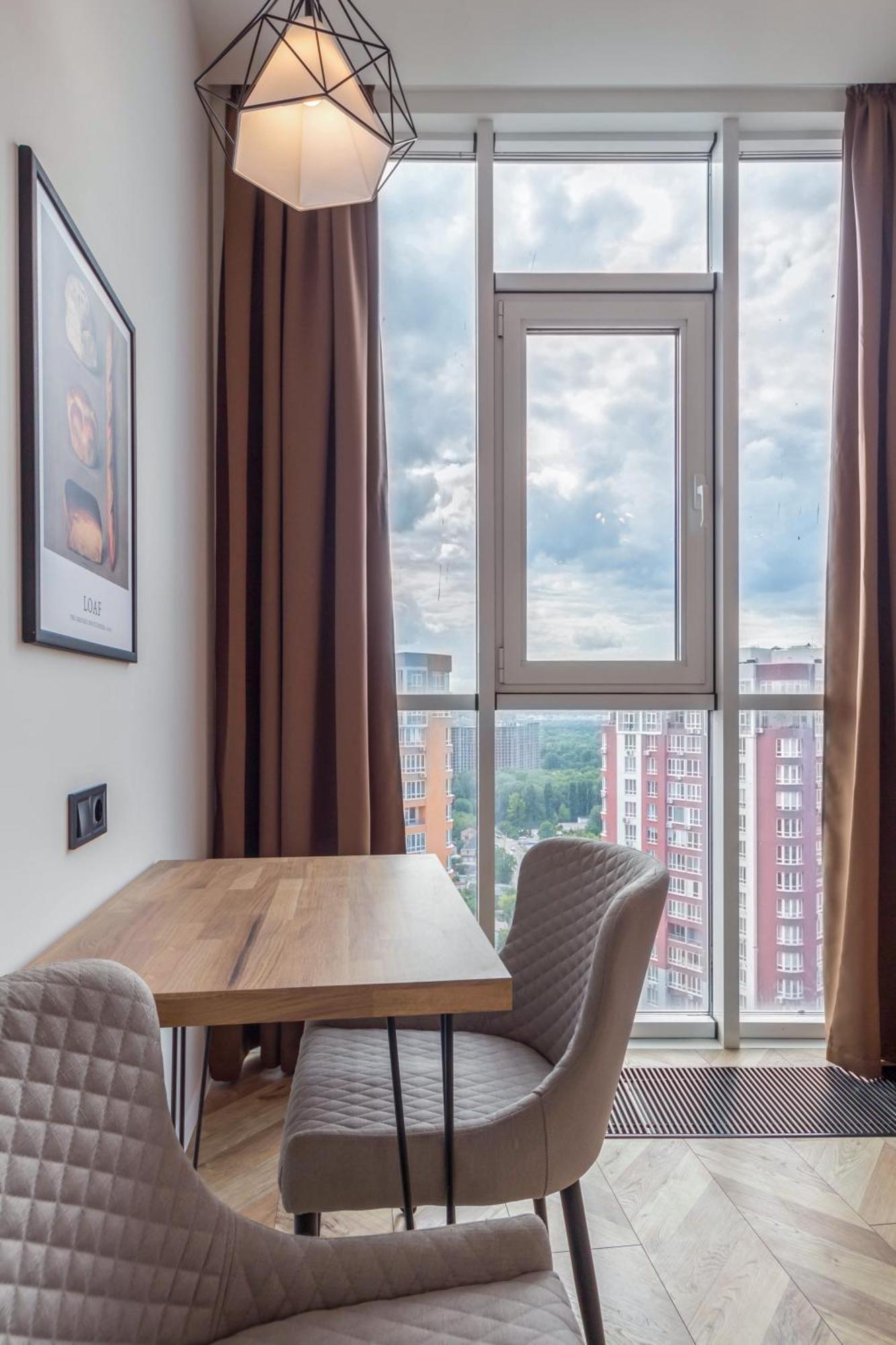 Design Apartments With Panoramic View เคียฟ ภายนอก รูปภาพ